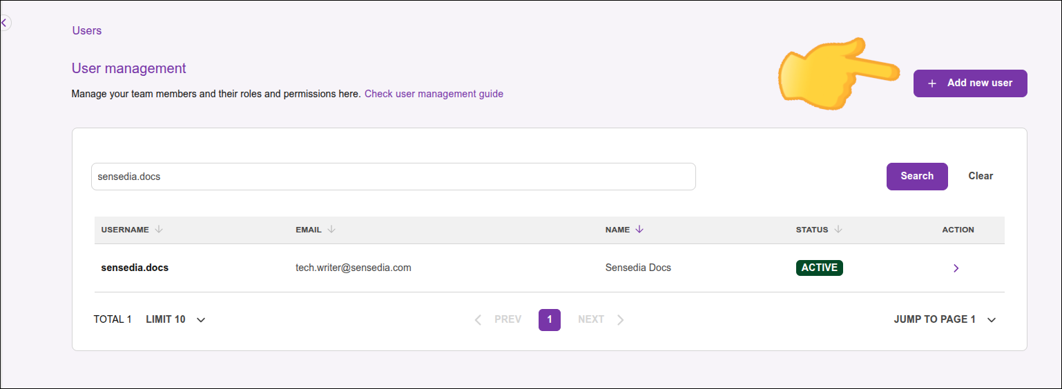 destaque para o botão Add New User na tela Users